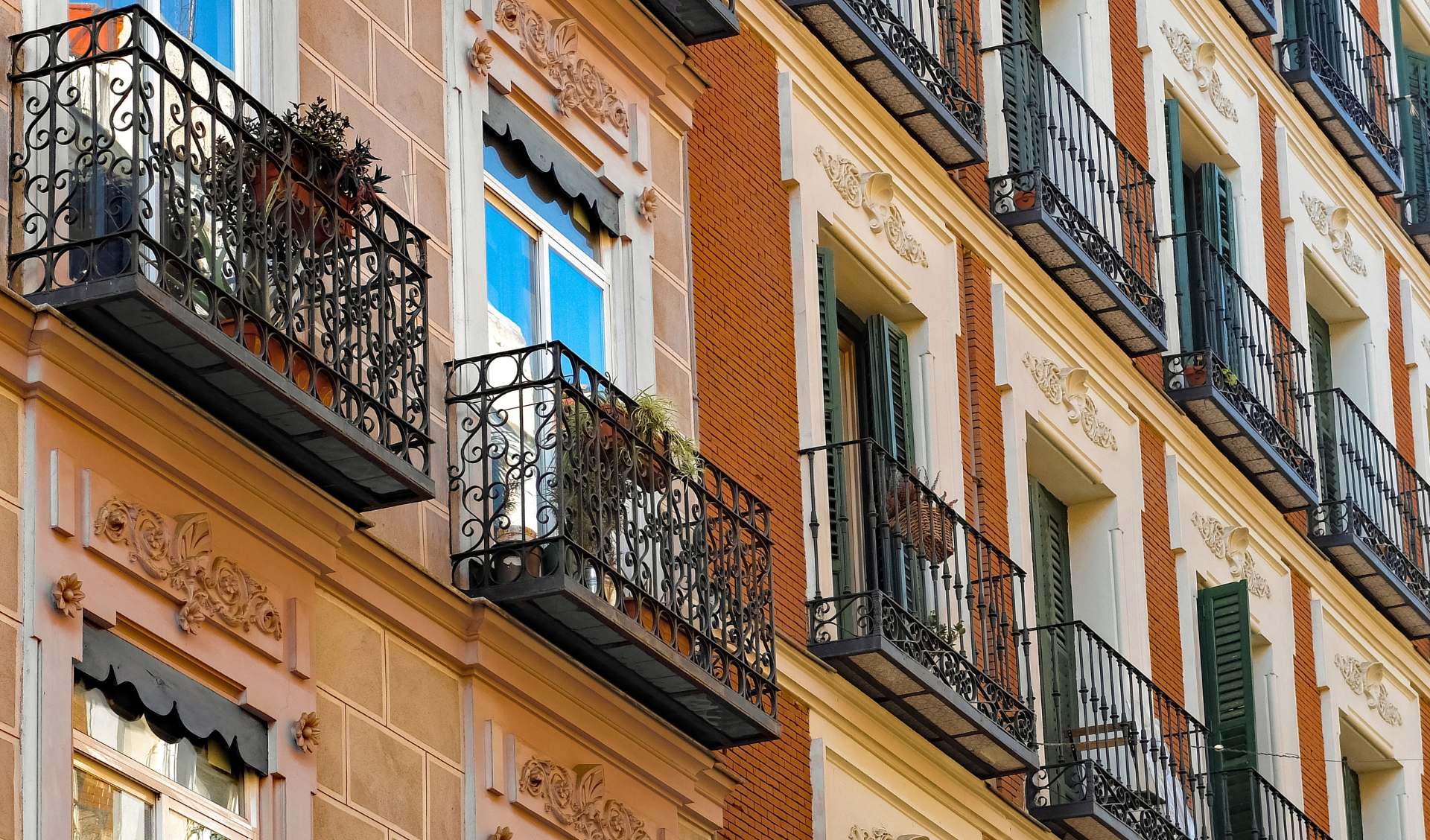 Guide to aid for housing rehabilitation in Madrid
